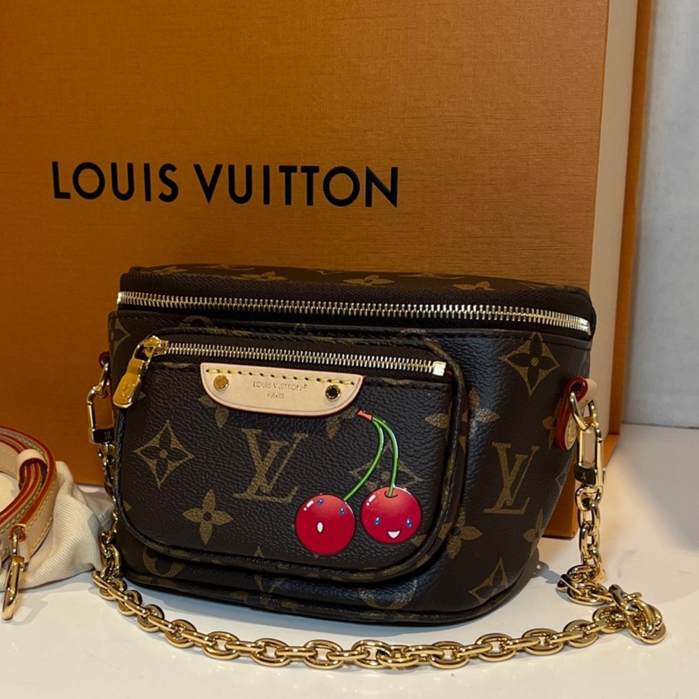 Louis Vuitton LIMITED EDITION Murakami NEW Cherry Cerise Bumbag Mini RARE - Picture 2 of 7